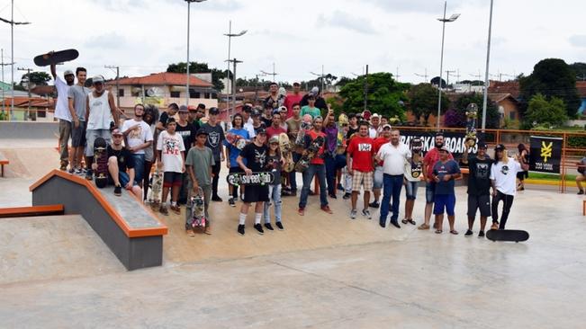 BURI SKATEPARK É INAUGURADA EM GRANDE ESTILO